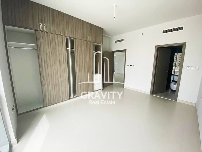 7 Vacant Now! High Class 2BR Apt in Al Reem