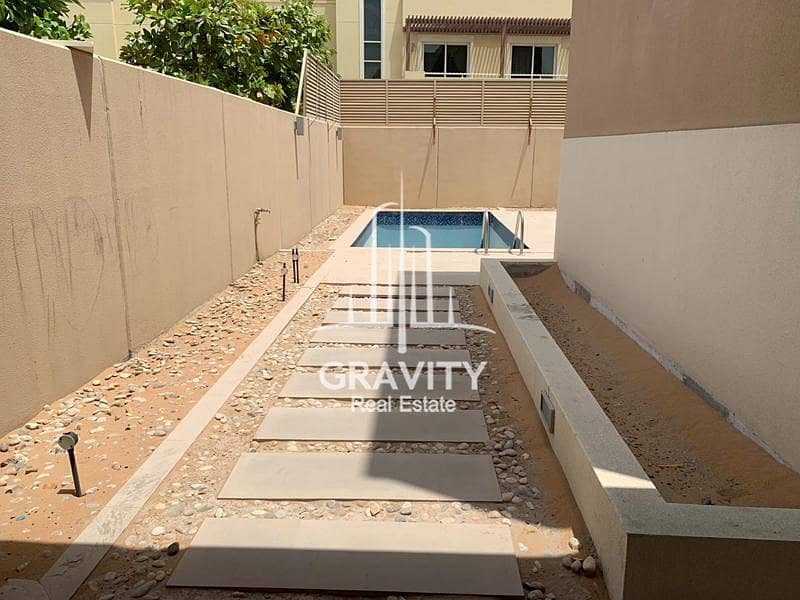 7 Perfect for Family/Great Investment 5BR Villa |