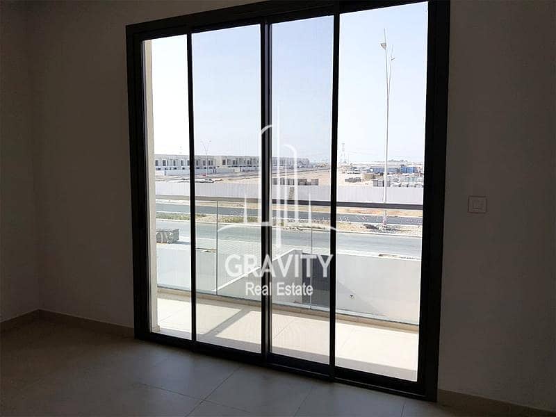 7 High End 3BR Townhouse in Yas island | Invest Now