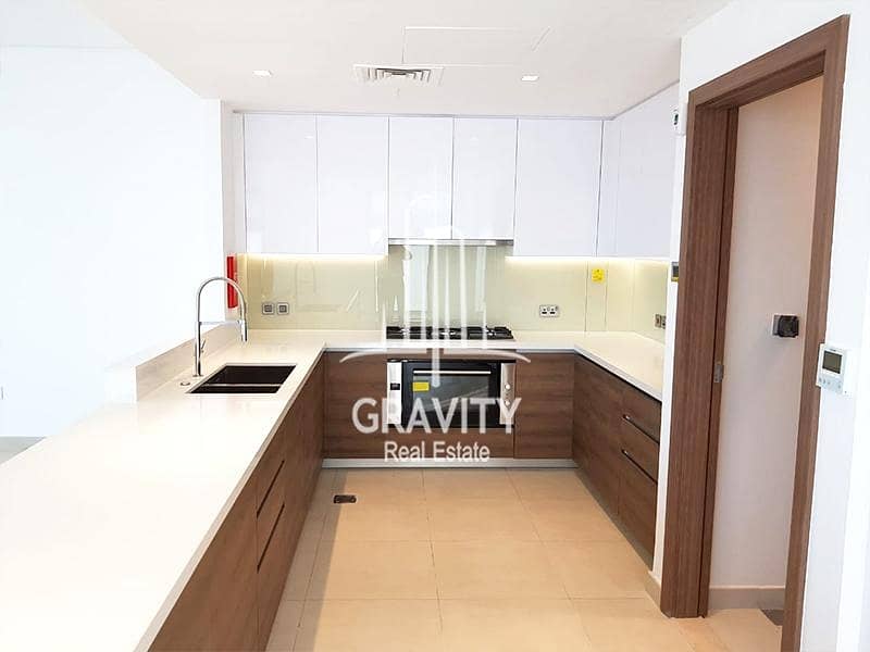 10 High End 3BR Townhouse in Yas island | Invest Now