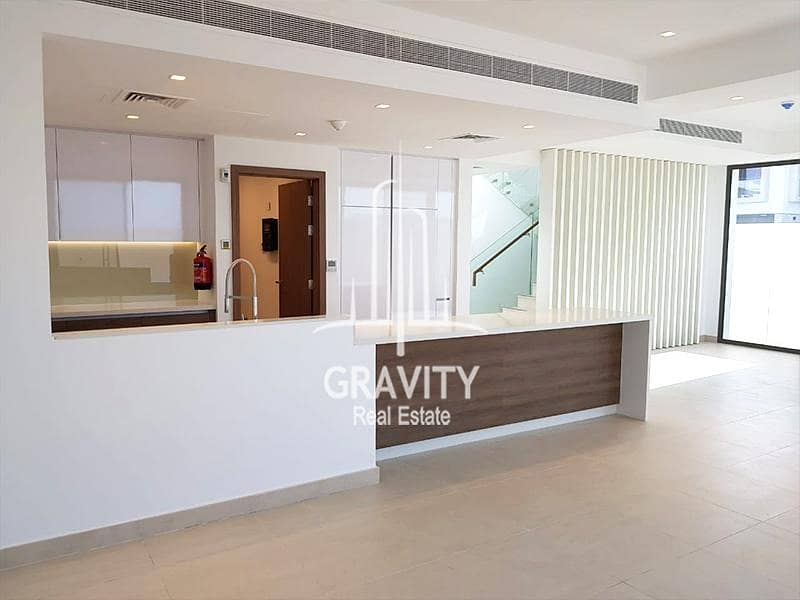 14 High End 3BR Townhouse in Yas island | Invest Now