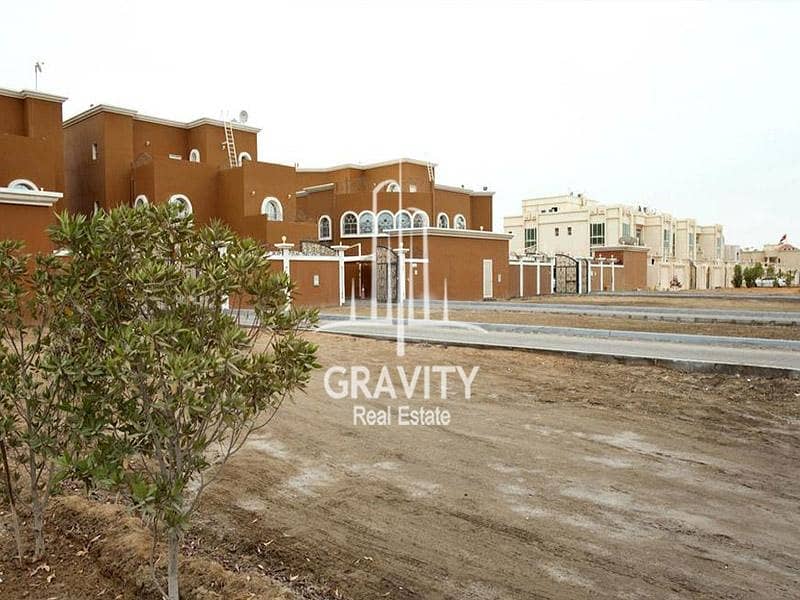 Huge Plot For Sale For Affordable Price