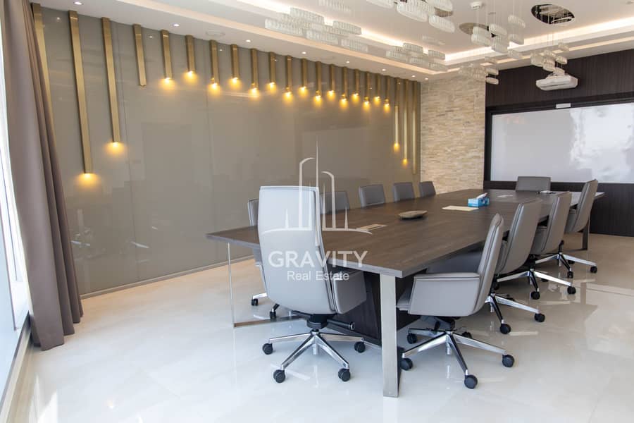 The most luxurious Furnished Office in Al Reem