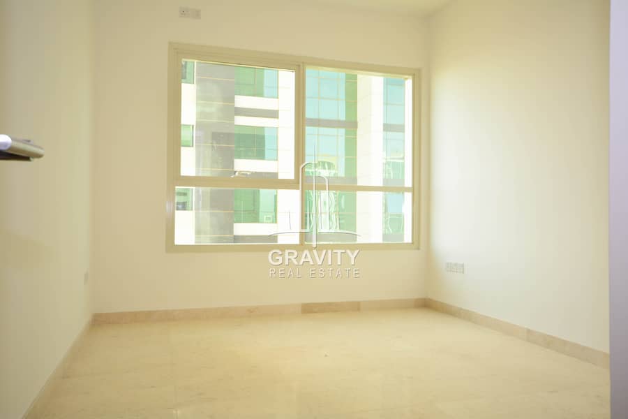 4 Highlight Sea + Swimming Pool View  With Balcony