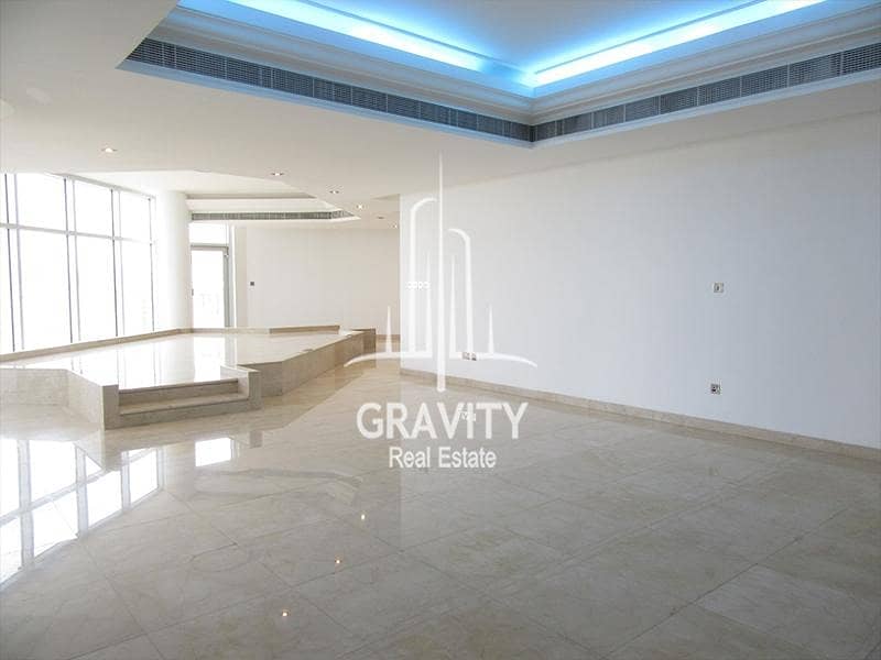 10 Hot Deal | Extravagant Penthouse | Move in Ready |