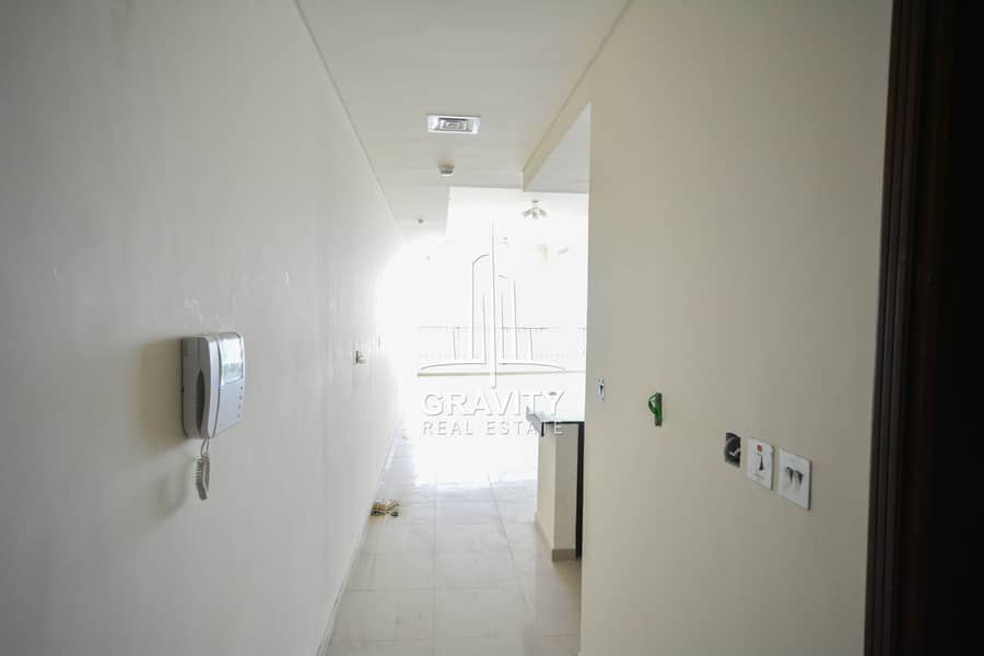 5 Huge Studio | High Floor | Prime Area in Al Reem