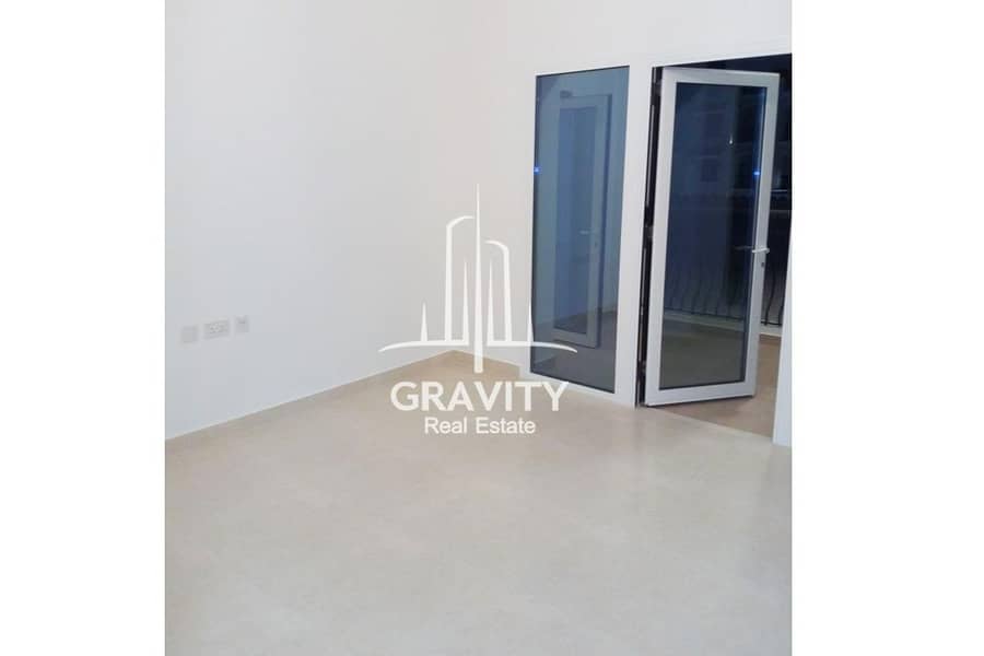 8 Affordable Luxurious 2BR Apt in Yas Island