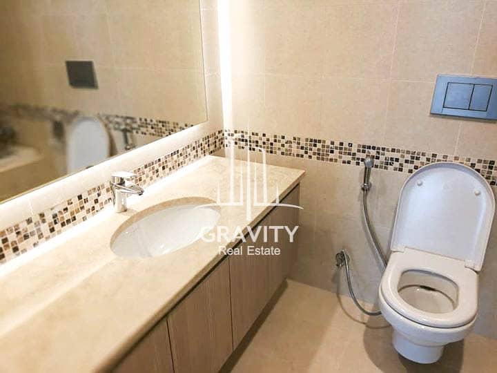 8 WOW DEAL!!!! Move in ready | Luxurious Apt in Yas