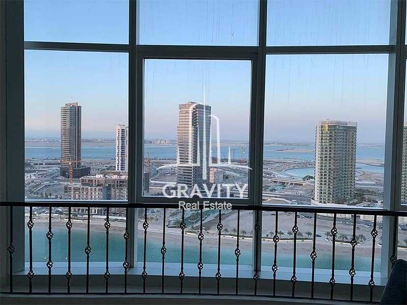 3 High Floor W/ Breathtaking Sea View in The Morning