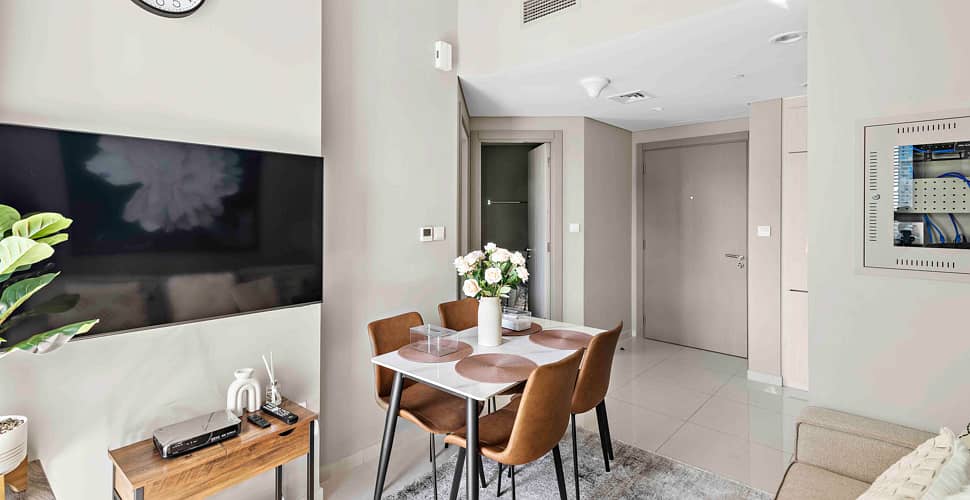 7 Living room