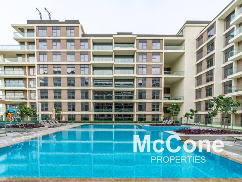 Pool View | Low Floor | Great Price Pool View | Low Floor | Great Price