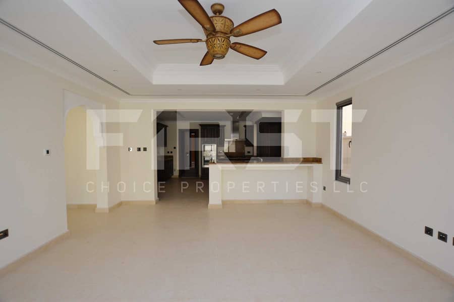 13 Internal Photo of 4 Bedroom Villa in Saadiyat Beach Villas Saadiyat Island Abu Dhabi UAE (11). jpg