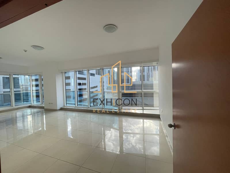 | Chiller Free | Kitchen Appliances | Near To Metro | 4 Cheque Payment | | Chiller Free | Kitchen Appliances | Near To Metro | 4 Cheque Payment |