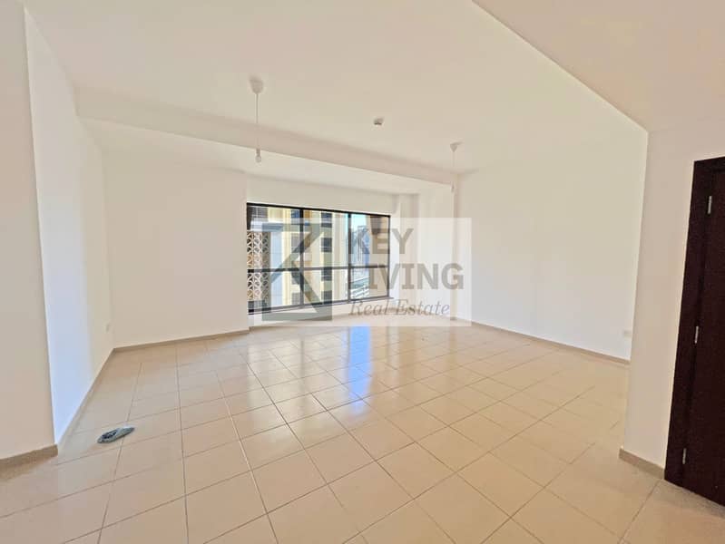 4 Living Area (4). jpeg
