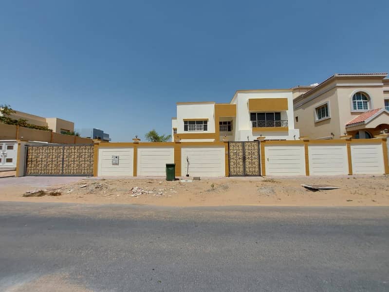 Villa for rent in Ajman   In Al Hamidiya area, the villa c 5 bedrooms, a majlis and a lounge
