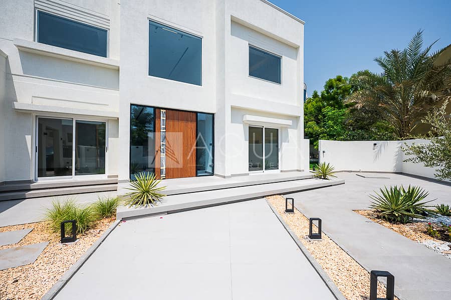 6 Bedrooms l Fully Upgraded l 11700 Sq. Ft. Plot 6 Bedrooms l Fully Upgraded l 11700 Sq. Ft. Plot