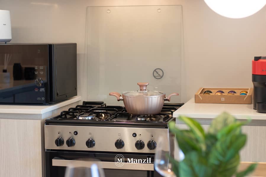 10 Kitchen