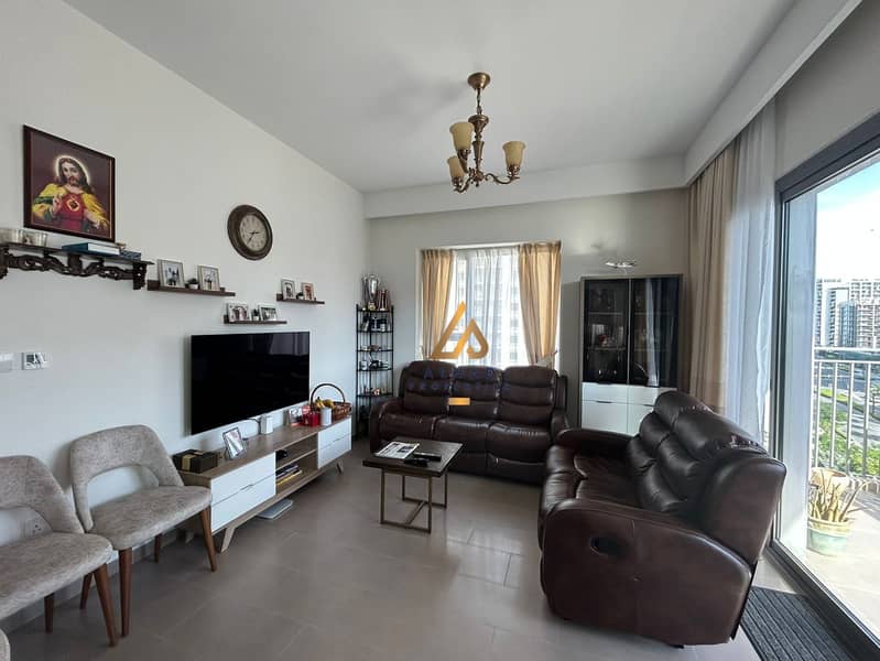 2 Balcony l Great Layout l Vacant On Transfer 2 Balcony l Great Layout l Vacant On Transfer