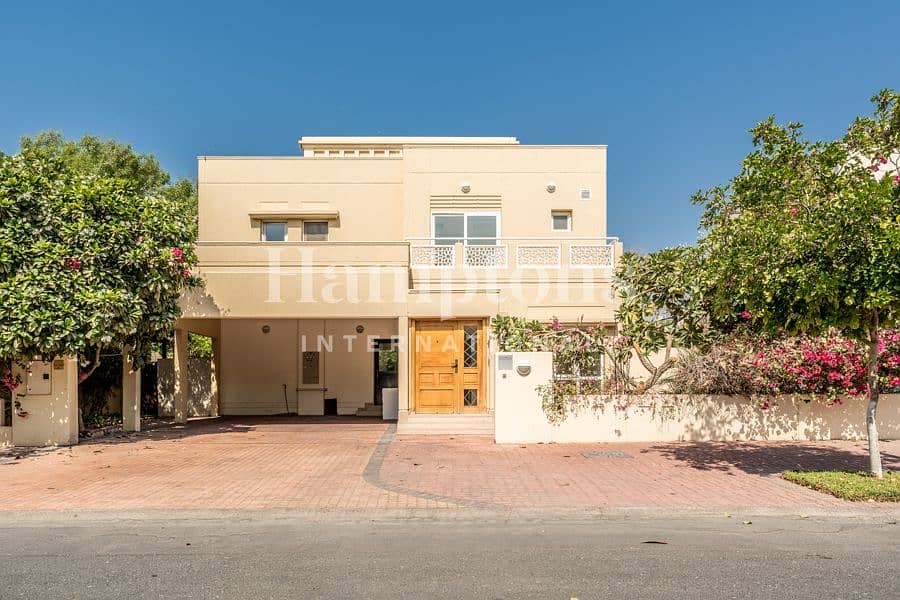 Exclusive | Vacant | Great Location | Type 14 Exclusive | Vacant | Great Location | Type 14