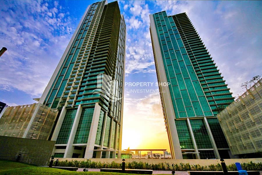 2 Make Your Move In Today-Elegant High Floor with Sea View