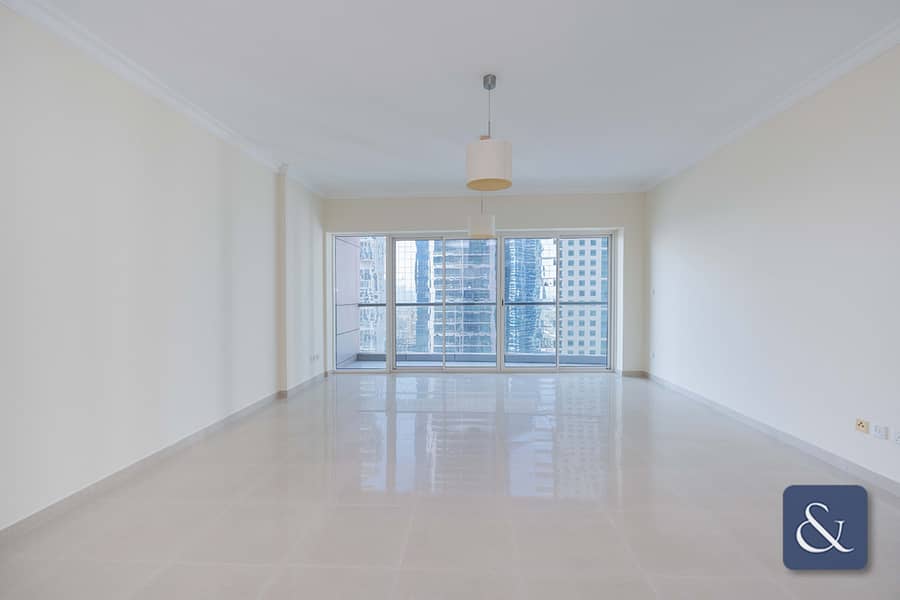2 Bed +Storage | Separate Kitchen | Lake View 2 Bed +Storage | Separate Kitchen | Lake View