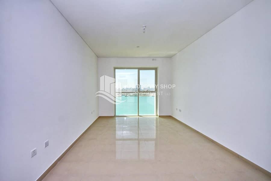 2 Charming & Affordable Sea View High Floor 3+Maid!
