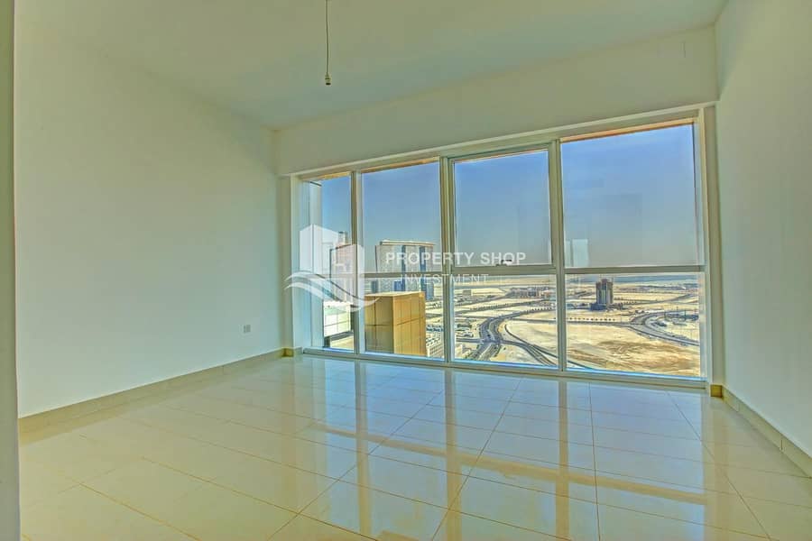 6 High-End Luxury Living  in 3+Maid with Spacious Kitchen