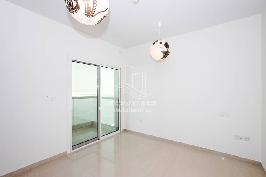 4 Modern and Luxury 3BR Apt with Stunning Sea View!