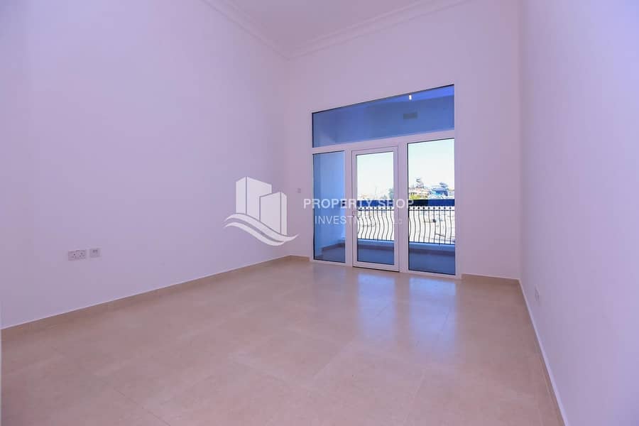 2 Move In Today Idyllic Family Home with Spacious Balcony