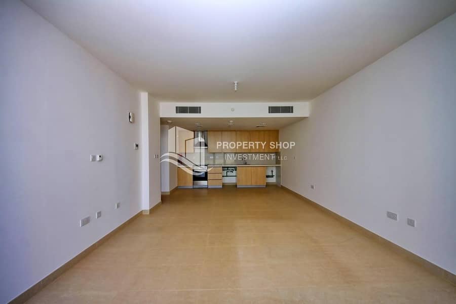 5 Hot Price! Modern Apt with Study Room Lifestyle & Perfect Location