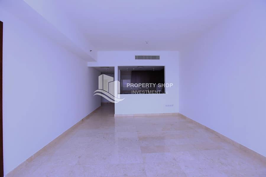 6 Investor's Deal!! Magnificent Sea View Apt w/ Balcony