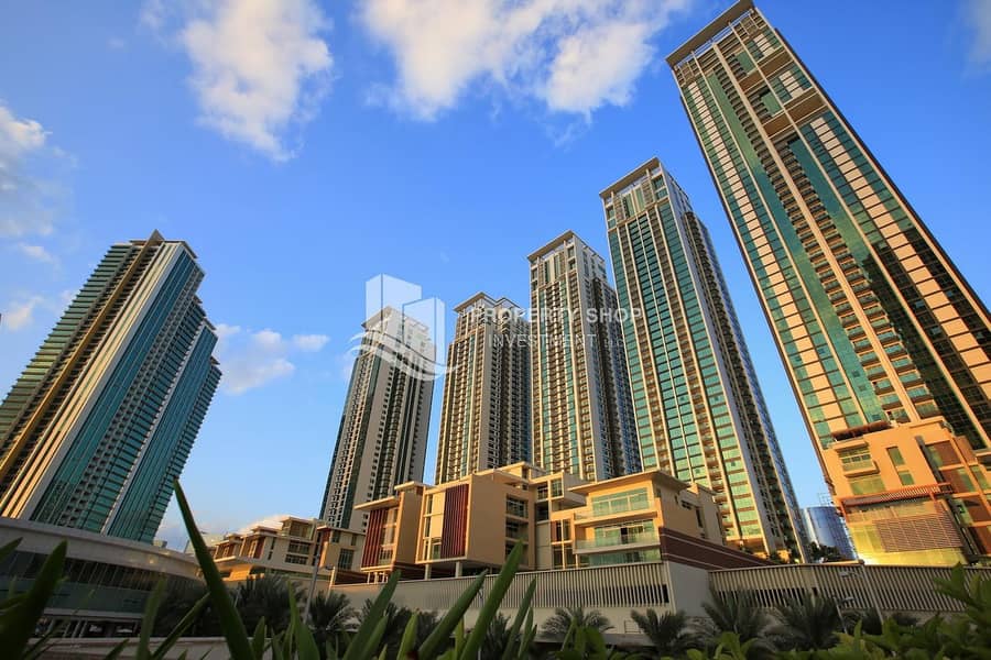 12 Investor's Deal!! Magnificent Partial Sea View Apt