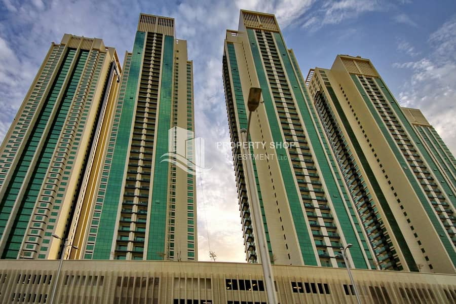 13 Investor's Deal!! Magnificent Partial Sea View Apt