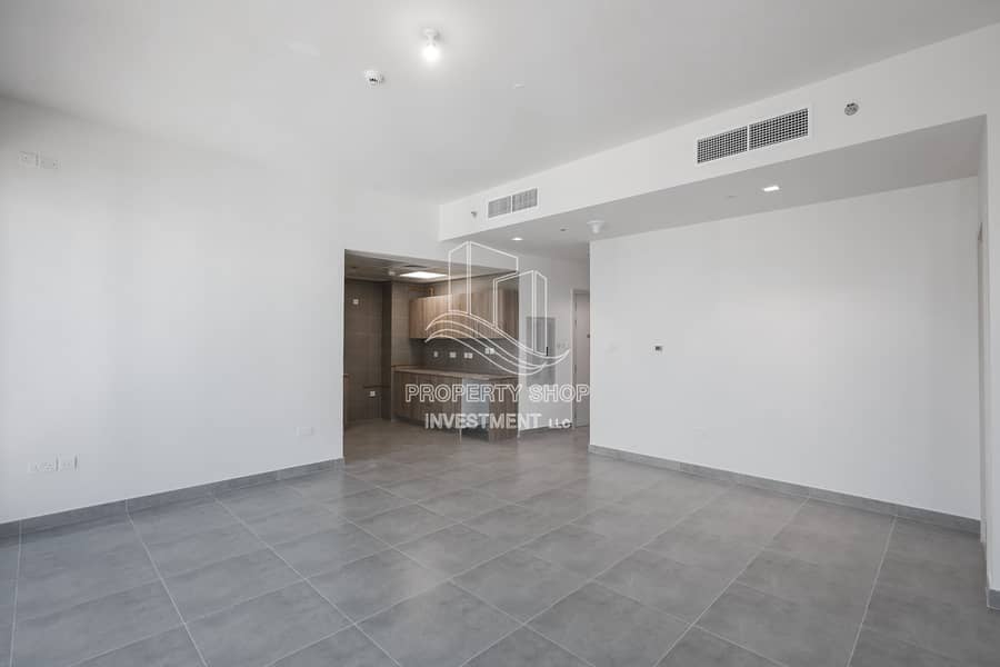 10 Brand New | High End Facilities| Ready To Move In
