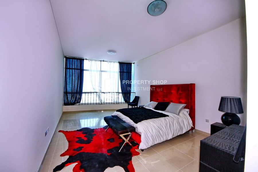 2 Best Deal!! Sea View 2+Maid Offering Comfort & Style