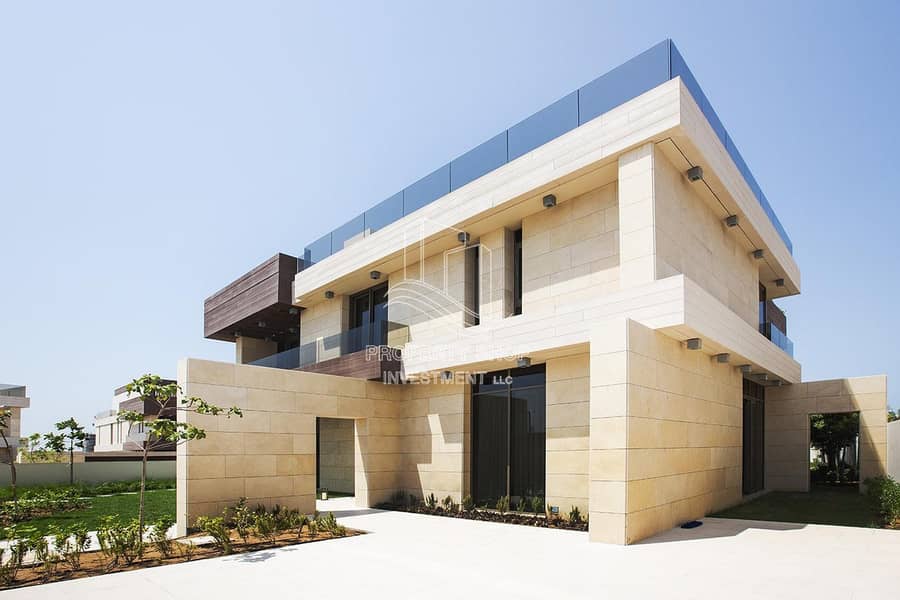 16 Stunningly Designed Luxurious Villa with New Concept & Pvt Pool!