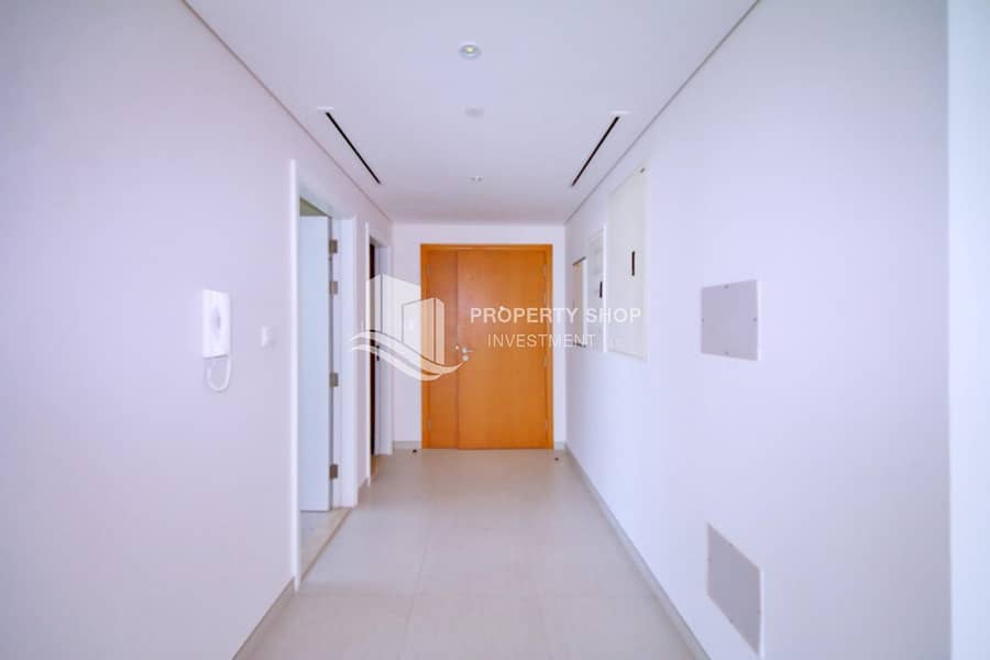 8 Bright Modern & Spacious 3+Maid Apt in High End  Amenities