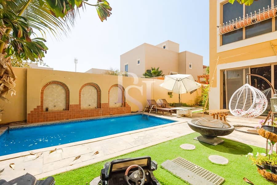 15 Hot Deal! Lavish Upgraded Villa with Private Pool