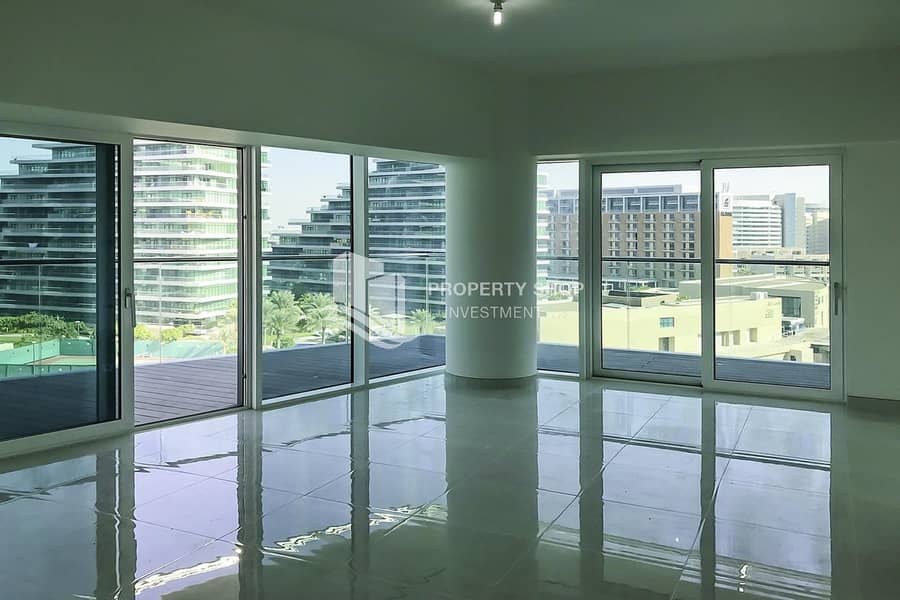 4 2 Payments | High Floor | Sea View | Luxury Finishing