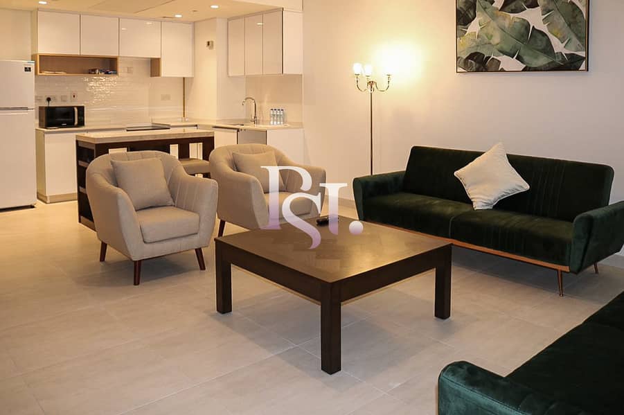 10 Move In Fully Furnished Apt & Experience the Modern Lifestyle!