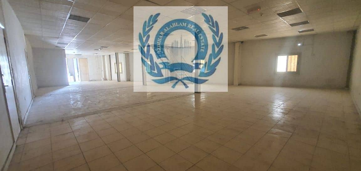 Warehouse For Rent / 4200sqft With Mezzanine Sharjah Industrial area 17