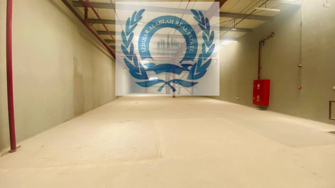 مستودع في صناعية الصجعة 144999 درهم - 7855413 مستودع في صناعية الصجعة 144999 درهم - 7855413