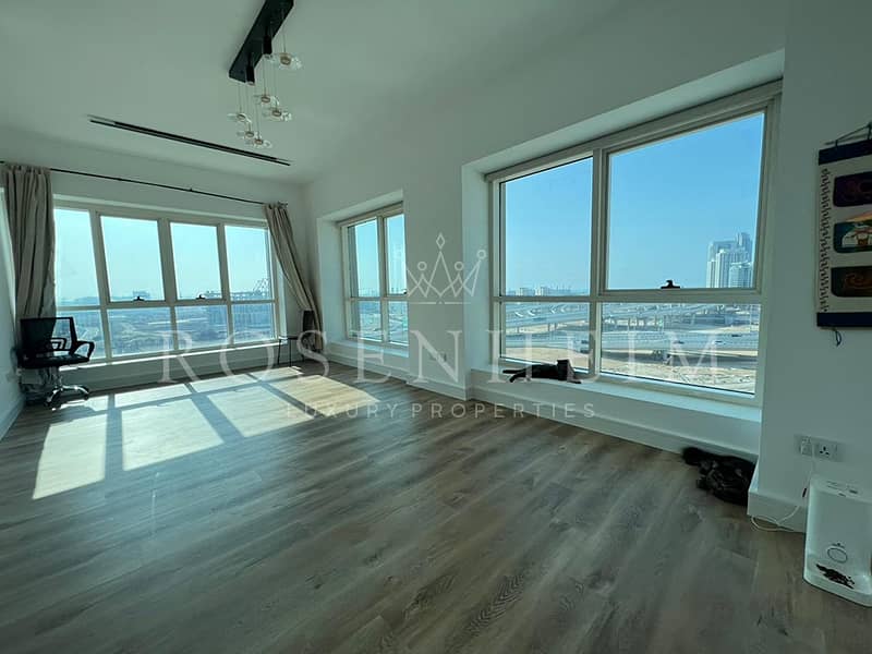 Marina View | Spacious Living | With Wooden Floor