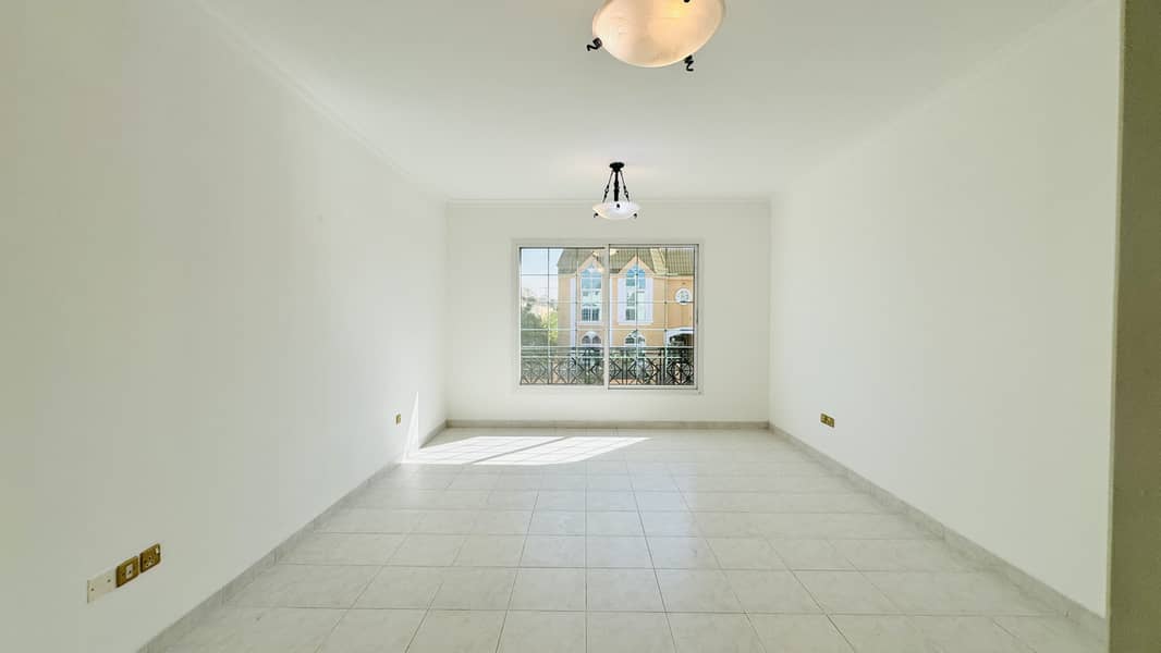 4bhk Villa Available With Maid room With all Facilities 4bhk Villa Available With Maid room With all Facilities