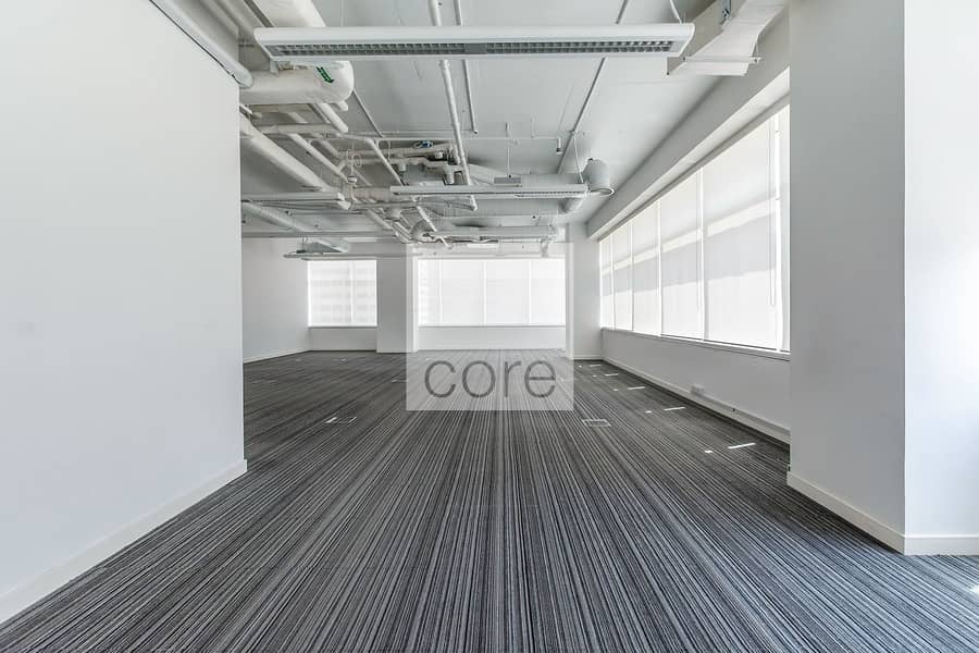 High quality fitted office in Tourist Club High quality fitted office in Tourist Club