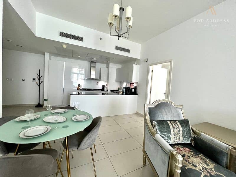 7 Dining area-Kitchen . jpg