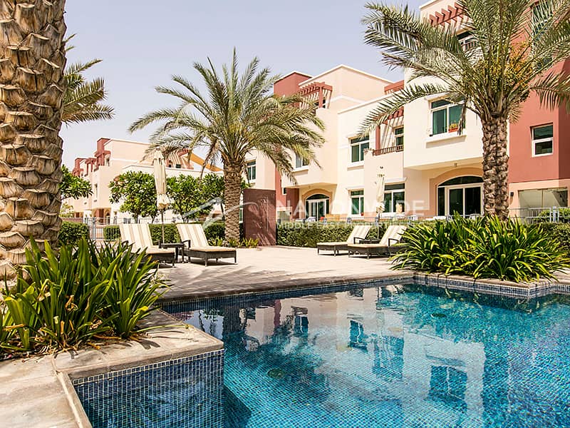 Lush & Cozy Unit|Family Community| Prime Location Lush & Cozy Unit|Family Community| Prime Location