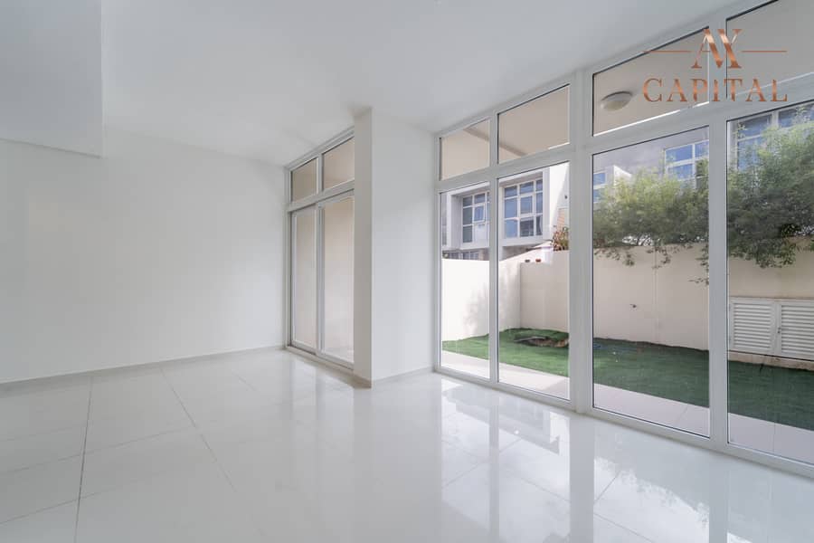 Exclusive | Bright | Ready to Move | Unfurnished Exclusive | Bright | Ready to Move | Unfurnished