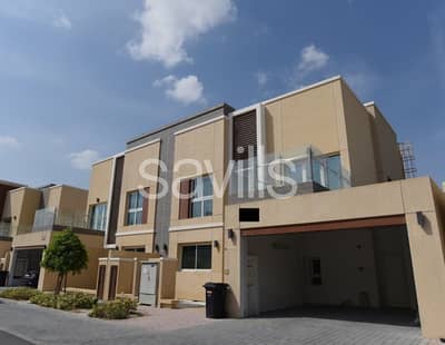 Exclusive Unfurnished 3 Bed Close to Pool & Park Exclusive Unfurnished 3 Bed Close to Pool & Park