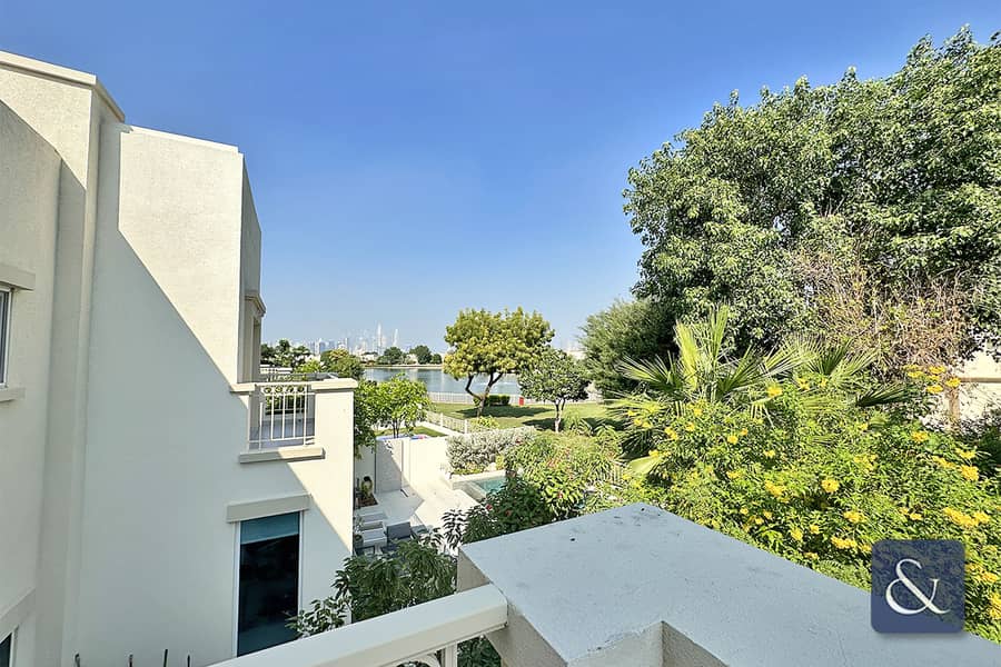 3 Bedroom | Lake View | Huge Plot | 2E 3 Bedroom | Lake View | Huge Plot | 2E
